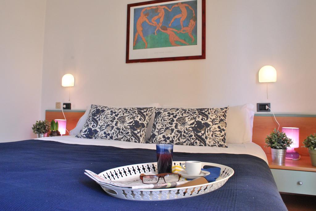 Residence Villa Dei Pini Rimini Exteriör bild