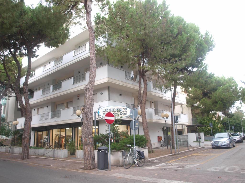 Residence Villa Dei Pini Rimini Exteriör bild
